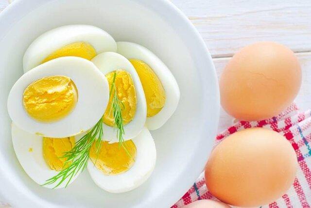 حفظ سلامت استخوان و دندان با مصرف تخم مرغ