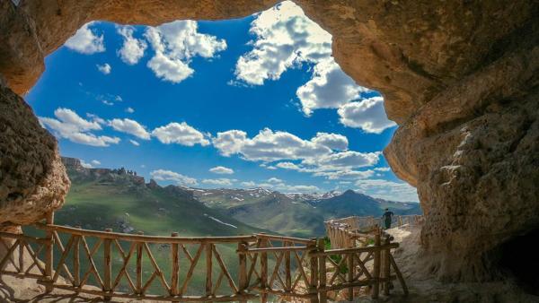 غار کرفتو کردستان ؛ بازدید از بزرگترین غار باستانی ایران